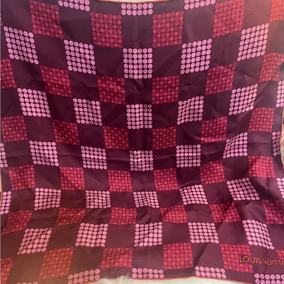 Louis Vuitton Silk scarf💜❤️🩷 - Picture 6 of 10